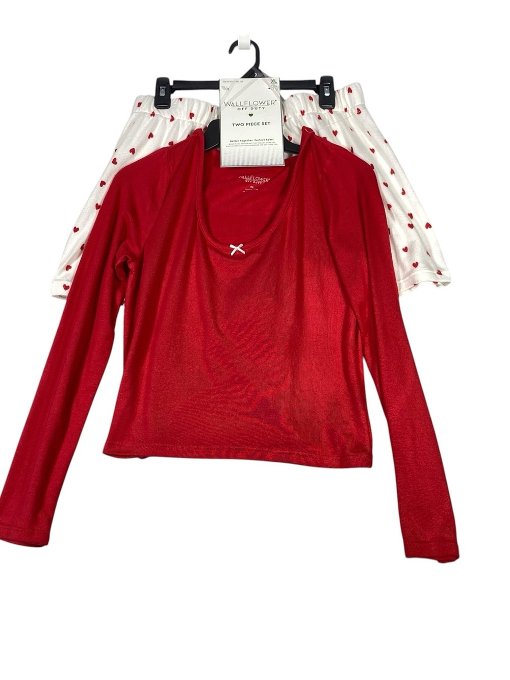 Wallflower Off Duty PJ Set Women's JR'S XL Red Hearts Matching Top & Shorts NWT